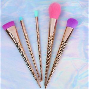 Tarte magic wands brush set unicorn collection